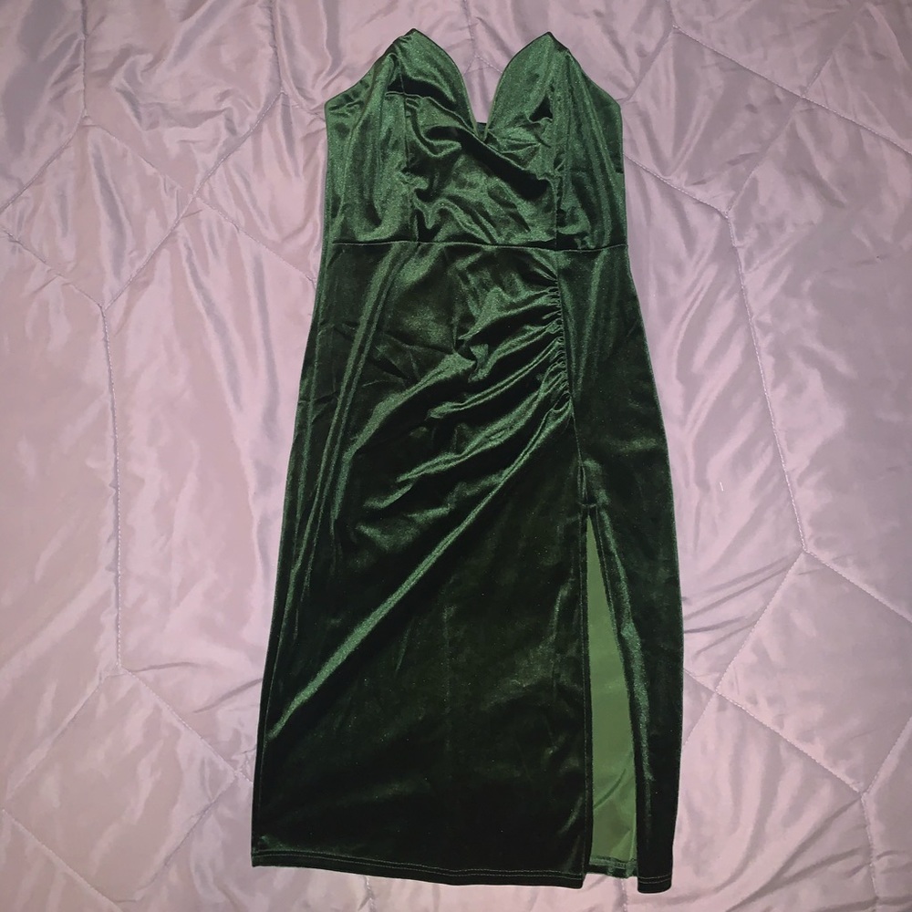 Green velvet never worn dress